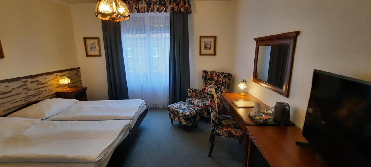 Hotel Excellent Прага Екстериор снимка