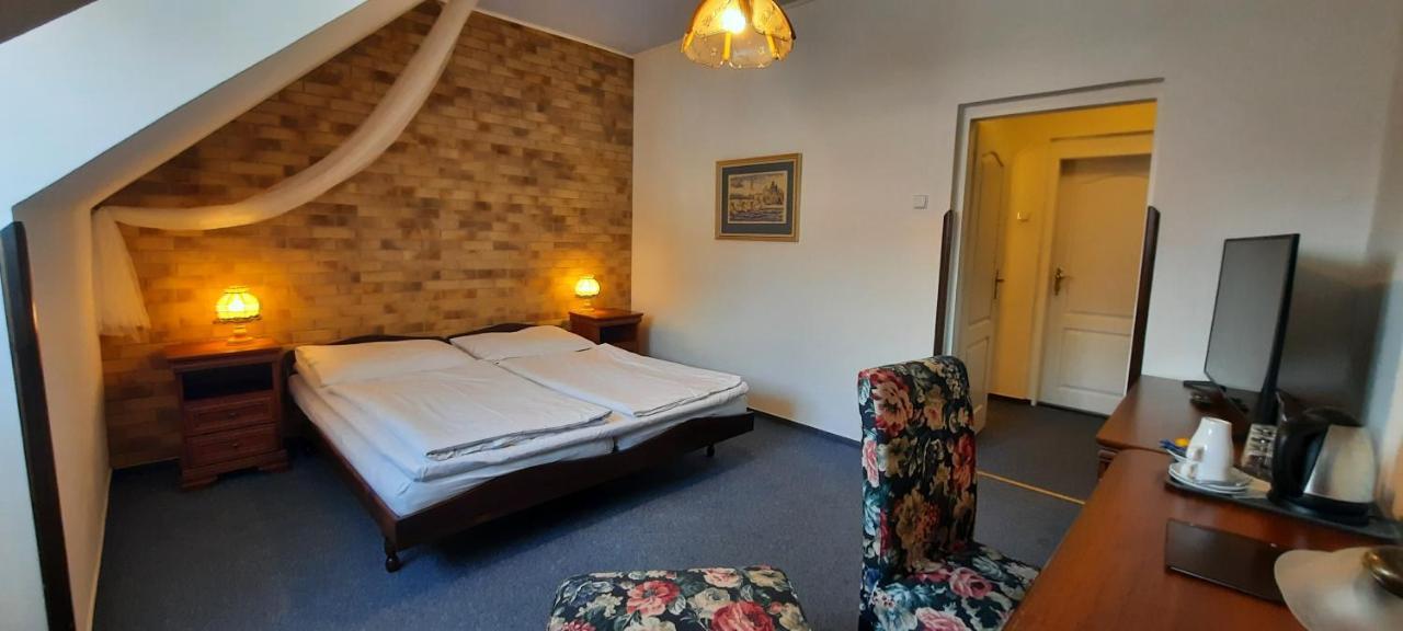 Hotel Excellent Прага Екстериор снимка